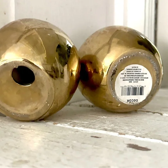 Pair of Gold Metal Apples Faux Brass Fruit Home Decor Vintage Style Ornamental - Picture 4 of 7